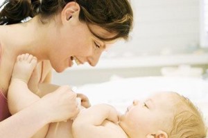 如何给宝宝按摩家长快来学学! 如何给宝宝按摩家长快来学学!