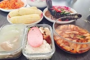 其实食补很简单只需要一小袋子 其实食补很简单只需要一小袋子