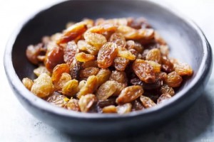 葡萄干吃之前要洗吗这5类人不适合吃葡萄干 葡萄干吃之前要洗吗这5类人不适合吃葡萄干
