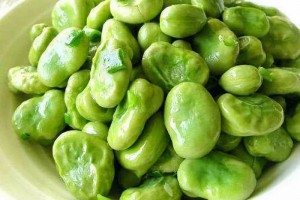 两口菜让宝宝抢救了半个月你家宝宝吃这个也或许出事