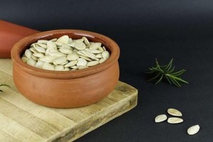 每天吃1把南瓜子6个益处收入囊中特别对于男性而言 每天吃1把南瓜子6个益处收入囊中特别对于男性而言