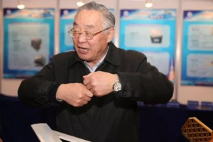 礼赞70年致敬科学家栾恩杰中国探月工程的守望者 礼赞70年致敬科学家栾恩杰中国探月工程的守望者