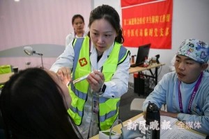 忙进博会3号医疗站每天招待50余名患者 忙进博会3号医疗站每天招待50余名患者