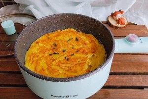 奶奶用2个马铃薯两个鸡蛋给咱们做马铃薯饼上手简略养胃爽口 奶奶用2个马铃薯两个鸡蛋给咱们做马铃薯饼上手简略养胃爽口