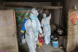鼠疫追寻患者转院5次到北京才确诊牧民称一晚能粘八九个耗子