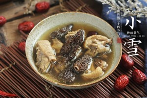 小雪将至常用这菌菇炖鸡汤驱寒暖身还补养家人喝了好过冬 小雪将至常用这菌菇炖鸡汤驱寒暖身还补养家人喝了好过冬