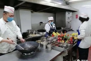 援鄂医护人员连续返乡多地高标准招待入住温泉酒店饮食不重样 援鄂医护人员连续返乡多地高标准招待入住温泉酒店饮食不重样