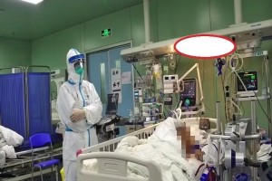他活了是因为所有人24小时不眠不休的尽力 他活了是因为所有人24小时不眠不休的尽力