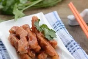 糖醋里脊肉酸甜可口外焦里嫩胃口大开 糖醋里脊肉酸甜可口外焦里嫩胃口大开