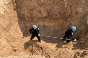 河南四儿童身亡工地平常与村子间隔但可经铁管缝隙进入 河南四儿童身亡工地平常与村子间隔但可经铁管缝隙进入