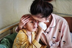 8岁儿子医治被耽搁拖至沉痾90后妈妈英勇救子这婚离得太对了 8岁儿子医治被耽搁拖至沉痾90后妈妈英勇救子这婚离得太对了