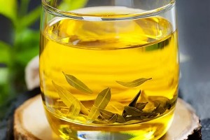 高血压不可怕一年三斤罗布麻 高血压不可怕一年三斤罗布麻